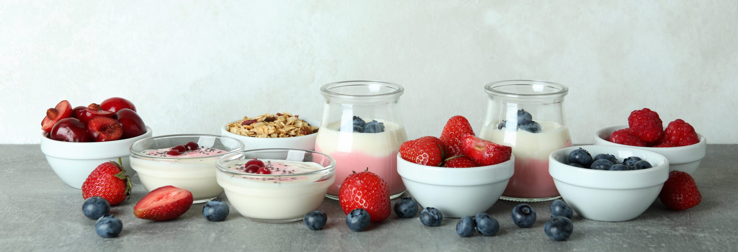 fruits to mix with yogurt