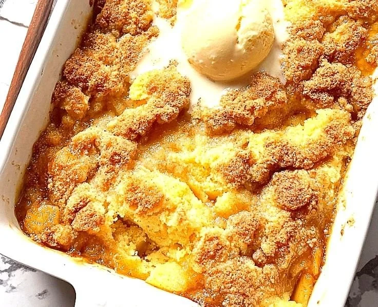 Quick 3 ingredient apple cobbler dessert ready to serve